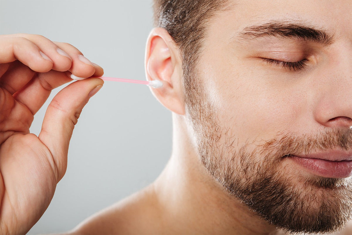 Comment bien se nettoyer les oreilles et protéger son audition